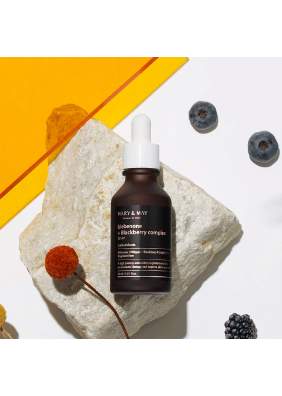 Mary-&-May-Idebenone-flat-lay skincare-kbeauty-glowtime-Mary &May Idebenon