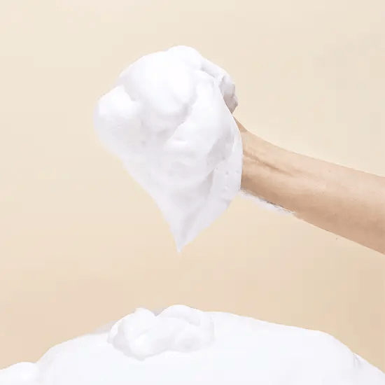 MARY & MAY White Collagen Cleansing Foam 3 skincare-kbeauty-glowtime-mary & may white collagen cleansing foam