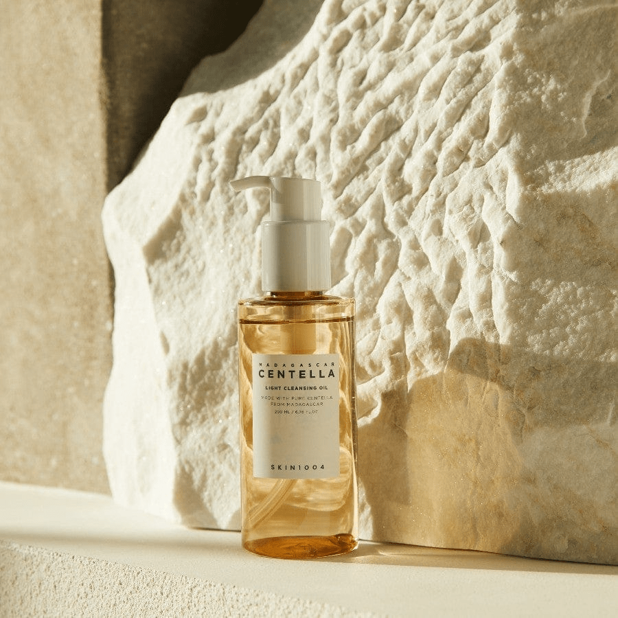 skin1004-cleanser-madagascar-centella-light-cleansing-oil-4 skincare-kbeauty-glowtime-skin 1004 centella light cleansing oil